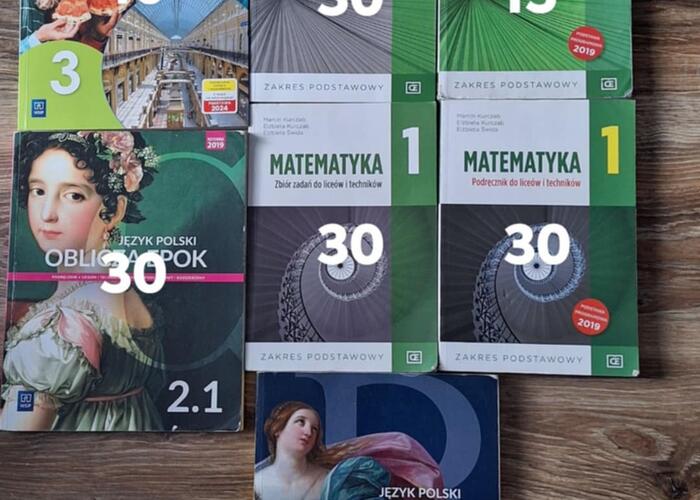 Grajewo ogłoszenia: Sprzedam książki do szkół średnich, książki są w stanie...